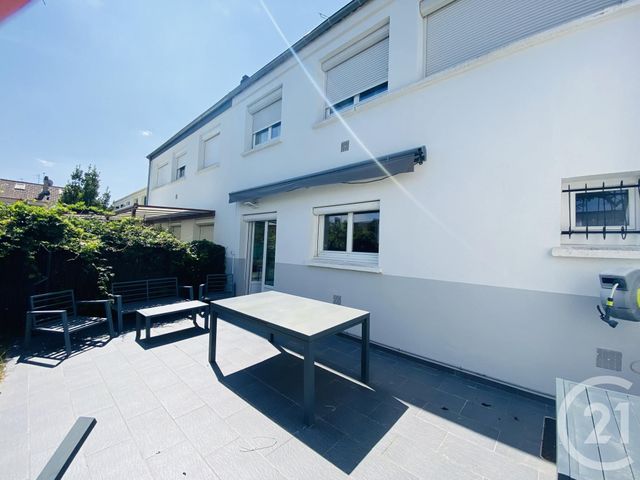 Maison &agrave; louer - 5 pi&egrave;ces - 96,06 m2 - Maurepas - 78 - ILE-DE-FRANCE