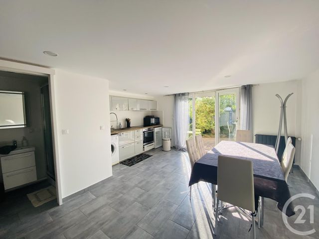 Appartement F1 &agrave; louer - 1 pi&egrave;ce - 31,85 m2 - Elancourt - 78 - ILE-DE-FRANCE