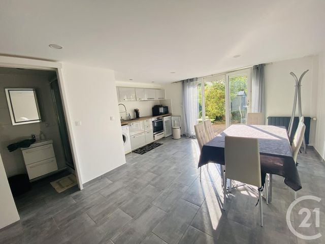 Appartement F1 &agrave; louer - 1 pi&egrave;ce - 31,85 m2 - Elancourt - 78 - ILE-DE-FRANCE