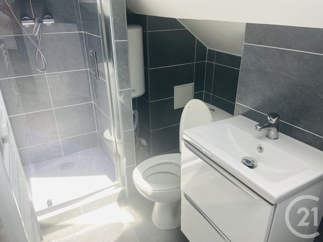 Appartement F1 &agrave; louer - 1 pi&egrave;ce - 10,89 m2 - Coignieres - 78 - ILE-DE-FRANCE