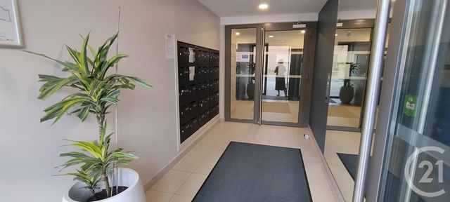Appartement F4 &agrave; louer - 4 pi&egrave;ces - 73,51 m2 - Beynes - 78 - ILE-DE-FRANCE