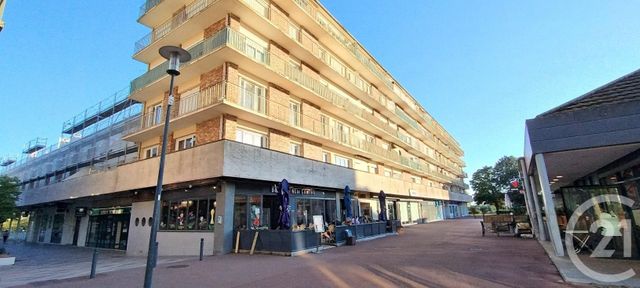 Appartement F2 &agrave; louer - 2 pi&egrave;ces - 46,77 m2 - Maurepas - 78 - ILE-DE-FRANCE