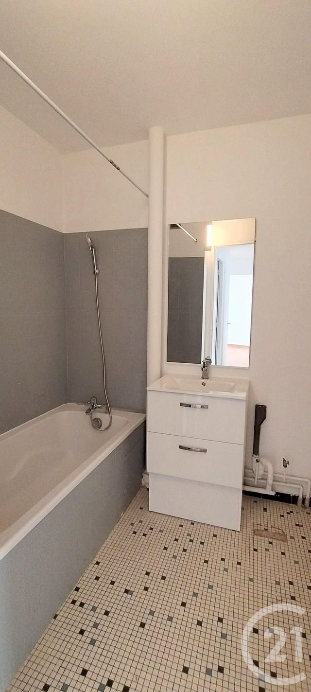 Appartement F2 &agrave; louer - 2 pi&egrave;ces - 46,77 m2 - Maurepas - 78 - ILE-DE-FRANCE