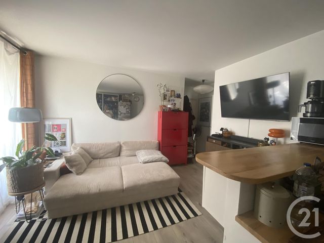Appartement F2 &agrave; louer - 2 pi&egrave;ces - 32,83 m2 - Elancourt - 78 - ILE-DE-FRANCE