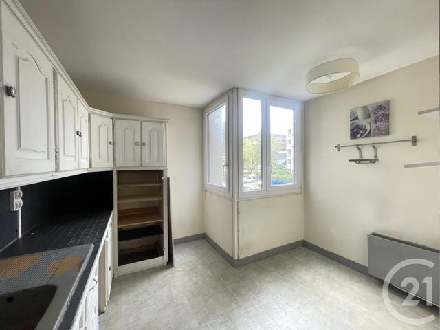 Appartement F3 &agrave; vendre - 3 pi&egrave;ces - 69,07 m2 - Elancourt - 78 - ILE-DE-FRANCE