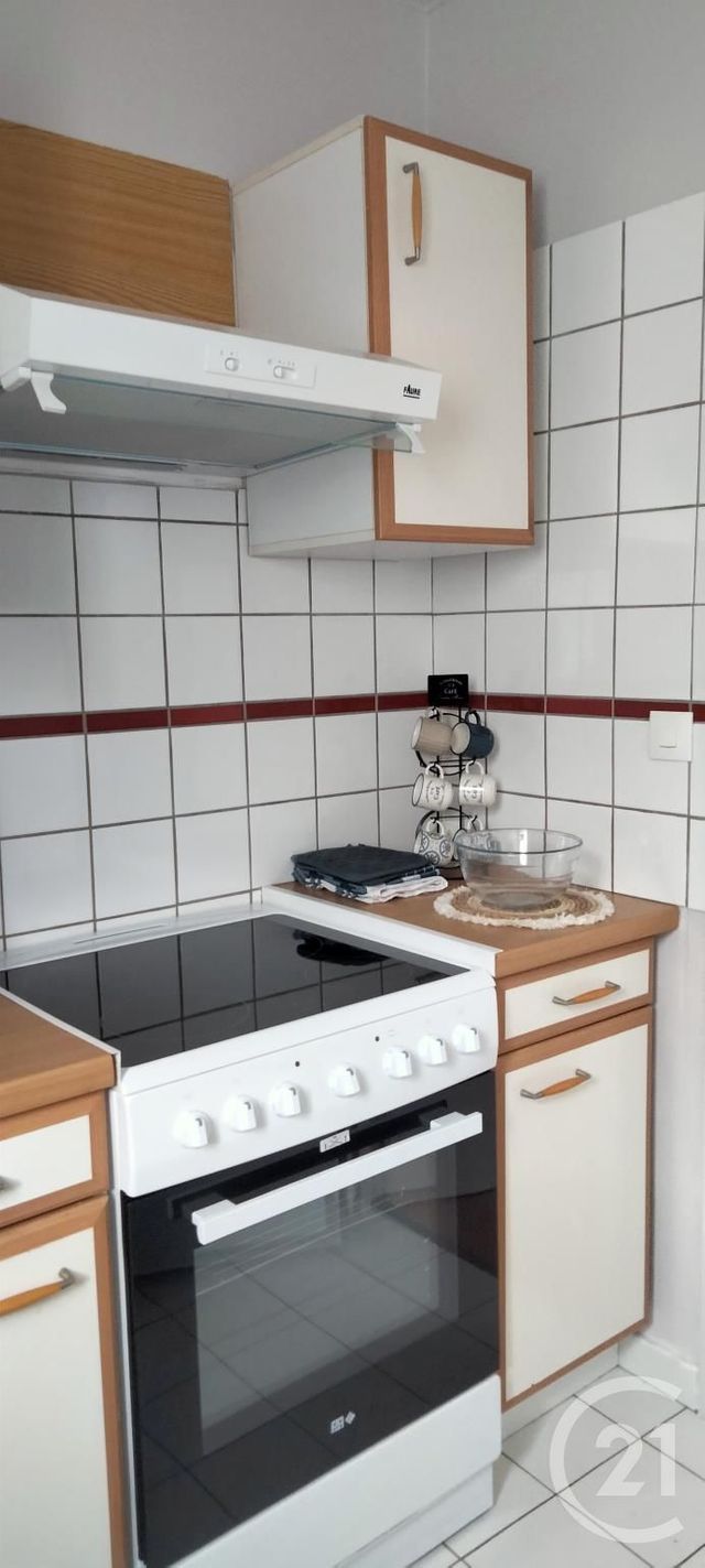 Appartement Studio &agrave; louer - 1 pi&egrave;ce - 29,36 m2 - Maurepas - 78 - ILE-DE-FRANCE