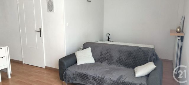 Appartement Studio &agrave; louer - 1 pi&egrave;ce - 29,36 m2 - Maurepas - 78 - ILE-DE-FRANCE