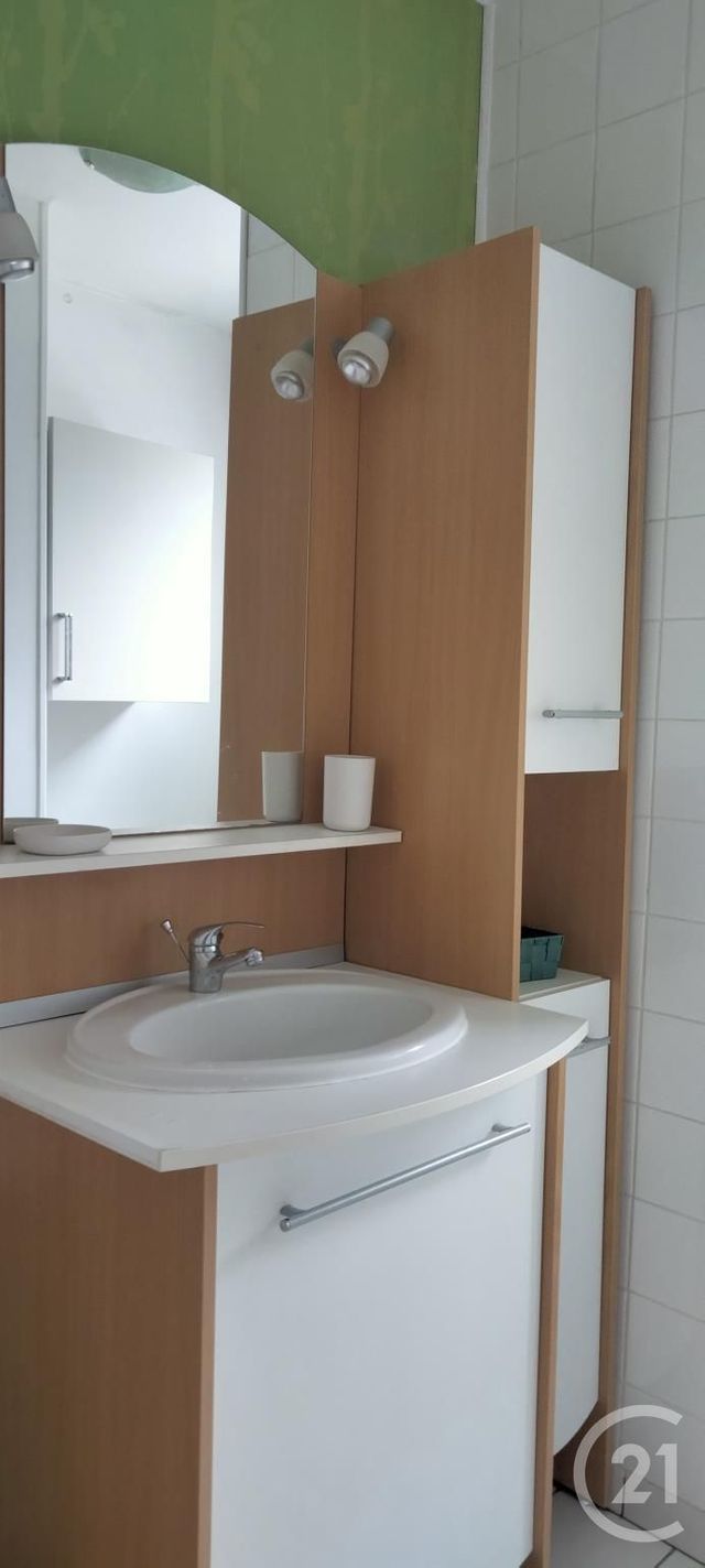 Appartement Studio &agrave; louer - 1 pi&egrave;ce - 29,36 m2 - Maurepas - 78 - ILE-DE-FRANCE