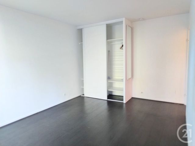 Appartement F1 &agrave; louer - 1 pi&egrave;ce - 27,17 m2 - Elancourt - 78 - ILE-DE-FRANCE