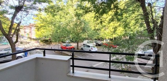 Appartement F1 &agrave; louer - 1 pi&egrave;ce - 27,17 m2 - Elancourt - 78 - ILE-DE-FRANCE