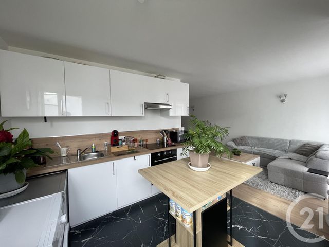 Appartement F4 &agrave; vendre - 4 pi&egrave;ces - 83,28 m2 - Elancourt - 78 - ILE-DE-FRANCE