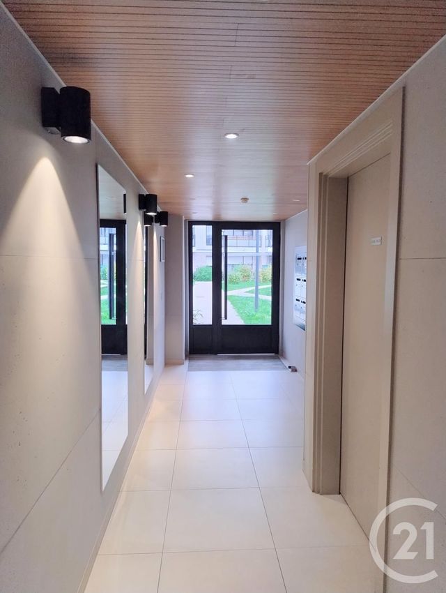 Appartement F2 &agrave; louer - 2 pi&egrave;ces - 44,19 m2 - Maurepas - 78 - ILE-DE-FRANCE