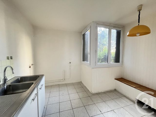 Appartement F3 &agrave; vendre - 3 pi&egrave;ces - 65,44 m2 - Elancourt - 78 - ILE-DE-FRANCE