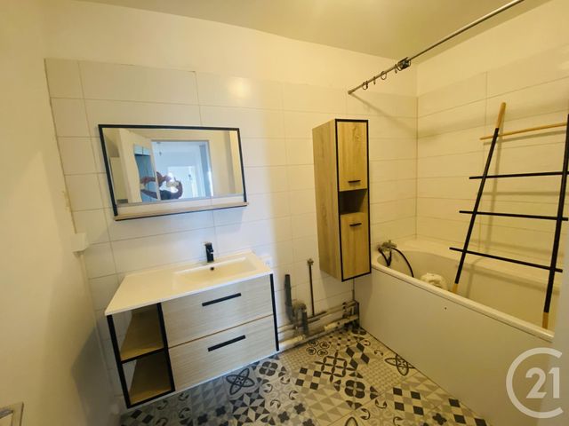 Appartement F3 &agrave; louer - 3 pi&egrave;ces - 70,71 m2 - Maurepas - 78 - ILE-DE-FRANCE
