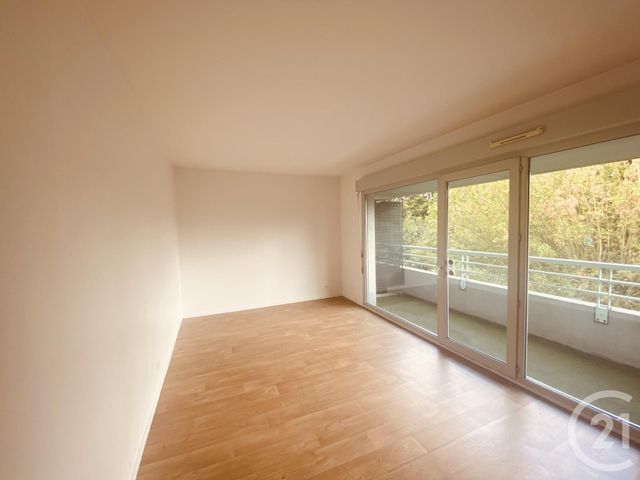 Appartement F3 &agrave; louer - 3 pi&egrave;ces - 78,60 m2 - Maurepas - 78 - ILE-DE-FRANCE
