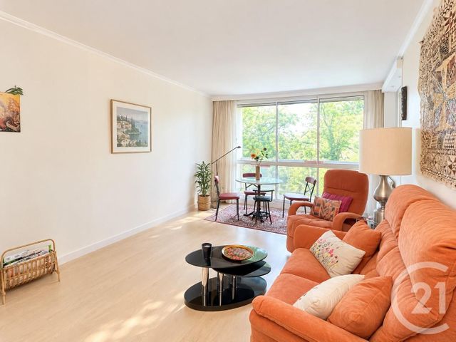 Appartement 3 pièces 75 m² · à Élancourt · 75 m² · 179 000 €