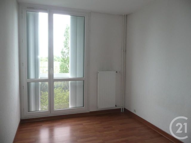 Appartement Appts. &agrave; louer - 2 pi&egrave;ces - 53,23 m2 - Maurepas - 78 - ILE-DE-FRANCE