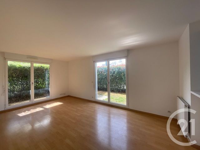 Appartement F3 &agrave; louer - 3 pi&egrave;ces - 66 m2 - Elancourt - 78 - ILE-DE-FRANCE