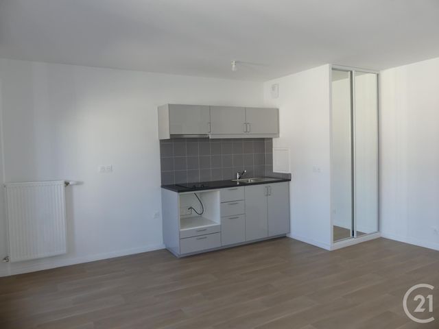 Appartement F2 &agrave; louer - 2 pi&egrave;ces - 43,71 m2 - Trappes - 78 - ILE-DE-FRANCE