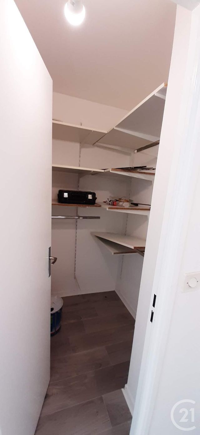 Appartement F1 &agrave; louer - 1 pi&egrave;ce - 33,48 m2 - Maurepas - 78 - ILE-DE-FRANCE