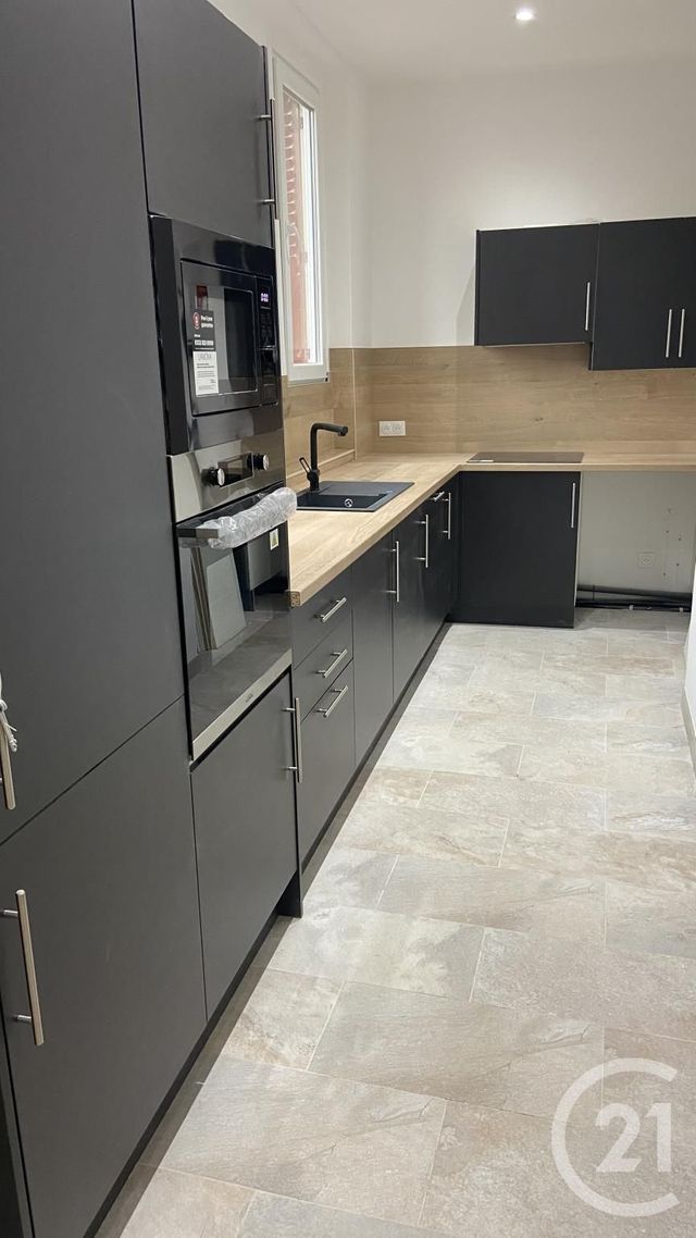 Appartement &agrave; louer - 3 pi&egrave;ces - 64,82 m2 - Neauphle Le Chateau - 78 - ILE-DE-FRANCE
