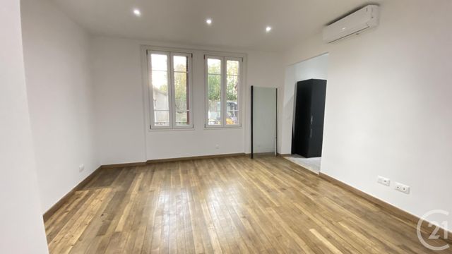 Appartement &agrave; louer - 3 pi&egrave;ces - 64,82 m2 - Neauphle Le Chateau - 78 - ILE-DE-FRANCE