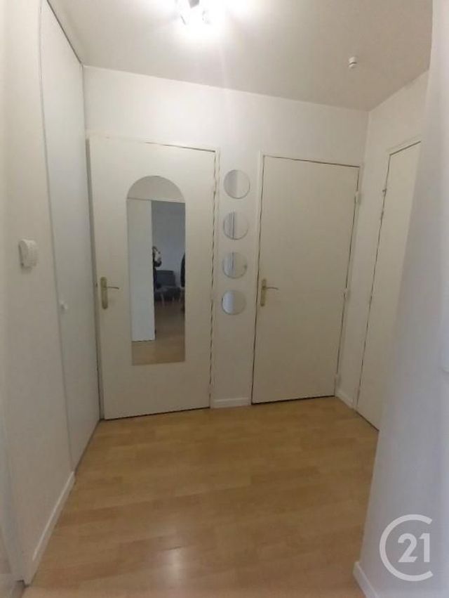 Appartement F2 &agrave; louer - 2 pi&egrave;ces - 47,68 m2 - Elancourt - 78 - ILE-DE-FRANCE
