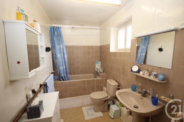 Maison à vendre - 6 pièces - 146,27 m2 - La Chapelle St Mesmin - 45 - CENTRE