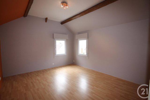 Appartement F4 &agrave; vendre - 4 pi&egrave;ces - 104 m2 - La Chapelle St Mesmin - 45 - CENTRE