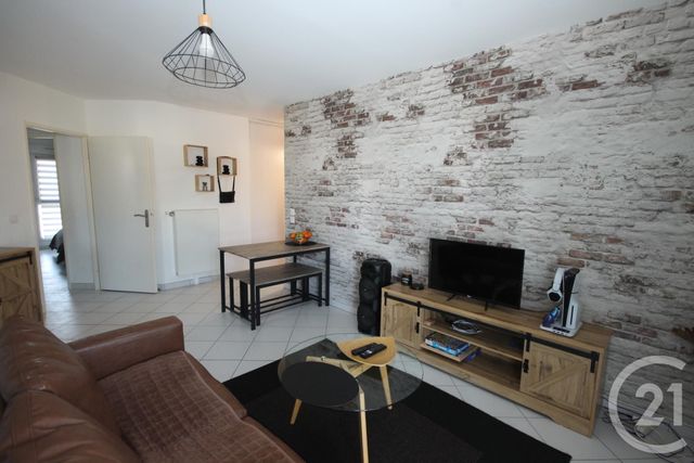 Appartement F3 &agrave; vendre - 3 pi&egrave;ces - 58,95 m2 - La Chapelle St Mesmin - 45 - CENTRE