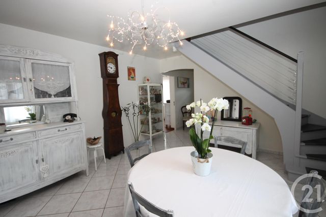 Maison à vendre - 6 pièces - 149,42 m2 - La Chapelle St Mesmin - 45 - CENTRE