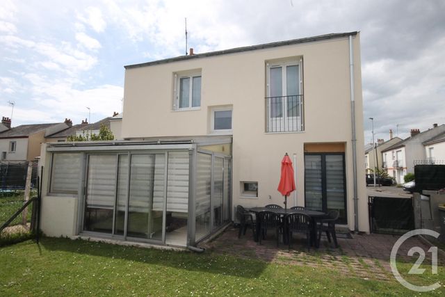 Maison à vendre - 6 pièces - 114,88 m2 - St Jean De La Ruelle - 45 - CENTRE