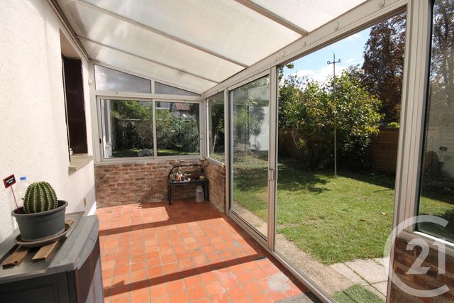 Maison à vendre - 4 pièces - 103,87 m2 - St Jean De La Ruelle - 45 - CENTRE