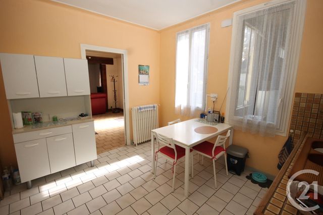 Maison à vendre - 4 pièces - 103,87 m2 - St Jean De La Ruelle - 45 - CENTRE