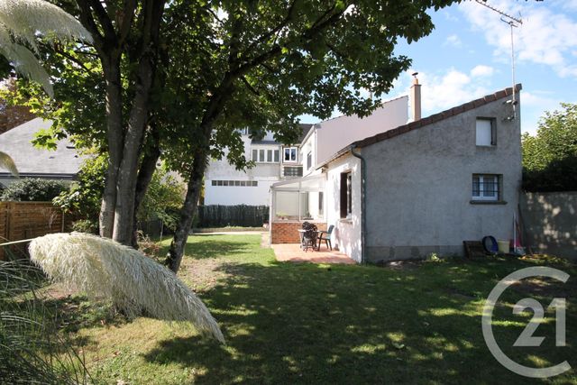 Maison à vendre - 4 pièces - 103,87 m2 - St Jean De La Ruelle - 45 - CENTRE