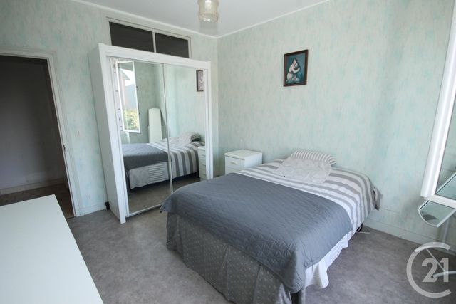 Maison à vendre - 4 pièces - 103,87 m2 - St Jean De La Ruelle - 45 - CENTRE