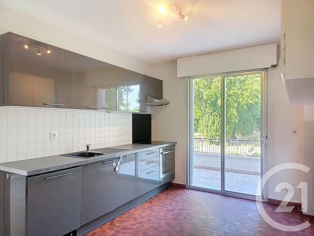 Maison à vendre - 6 pièces - 192,78 m2 - Ormes - 45 - CENTRE