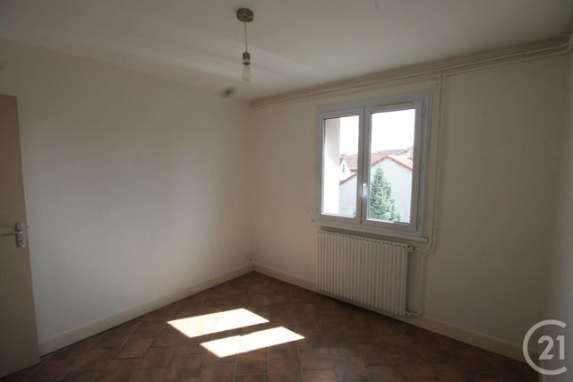 Appartement F3 à vendre - 3 pièces - 63,39 m2 - St Jean De La Ruelle - 45 - CENTRE