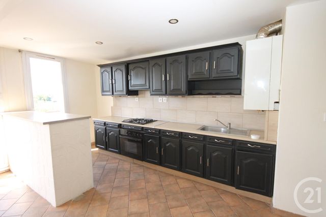 Appartement F3 à vendre - 3 pièces - 63,39 m2 - St Jean De La Ruelle - 45 - CENTRE