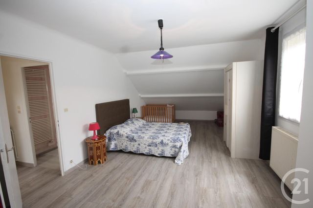 Maison à vendre - 5 pièces - 129,01 m2 - Meung Sur Loire - 45 - CENTRE