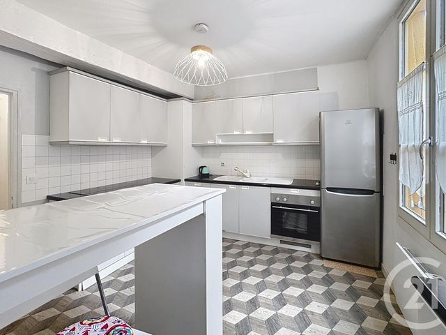 Appartement F4 à vendre - 4 pièces - 87,24 m2 - Orleans - 45 - CENTRE