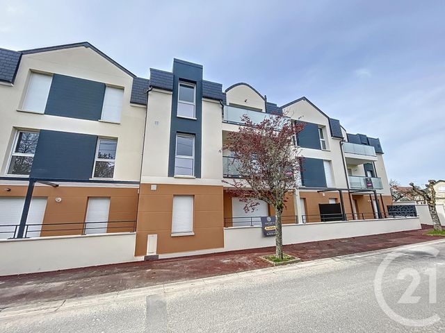 parking - ST JEAN DE LA RUELLE - 45