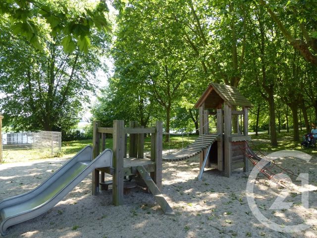 Appartement F2 à louer - 2 pièces - 44,04 m2 - St Jean De La Ruelle - 45 - CENTRE