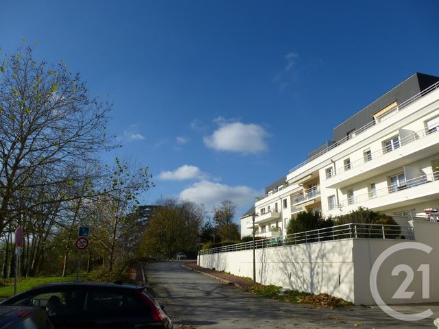 Appartement F2 à louer - 2 pièces - 44,04 m2 - St Jean De La Ruelle - 45 - CENTRE