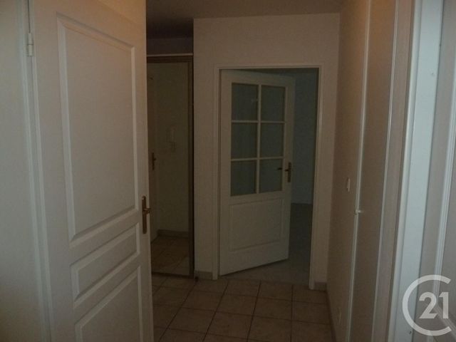 Appartement F2 à louer - 2 pièces - 44,04 m2 - St Jean De La Ruelle - 45 - CENTRE