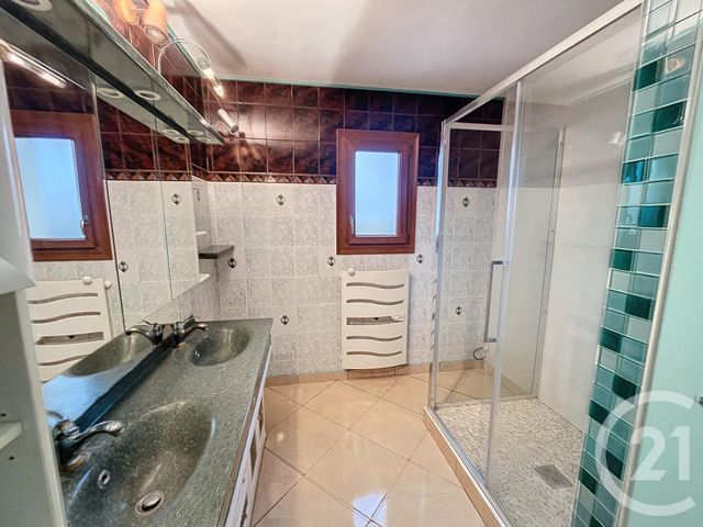 Maison &agrave; louer - 8 pi&egrave;ces - 143,50 m2 - La Chapelle St Mesmin - 45 - CENTRE