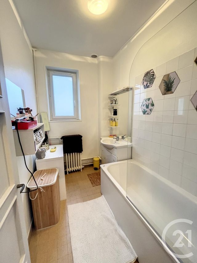 Appartement F2 &agrave; louer - 2 pi&egrave;ces - 42,21 m2 - Orleans - 45 - CENTRE