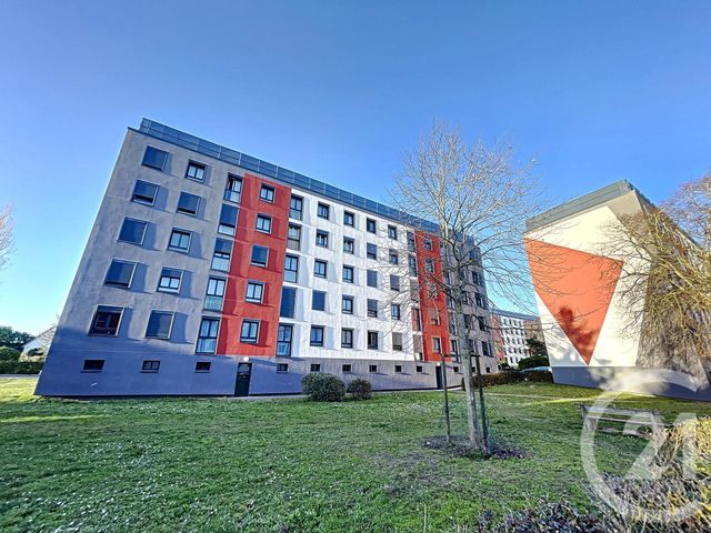 Appartement F4 à vendre ST JEAN DE LA RUELLE