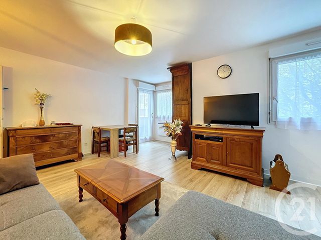 Appartement F2 à louer - 2 pièces - 60 m2 - Orleans - 45 - CENTRE