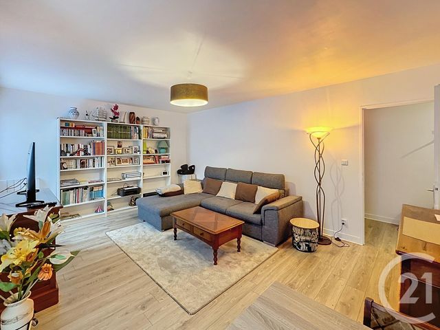 Appartement F2 à louer - 2 pièces - 60 m2 - Orleans - 45 - CENTRE